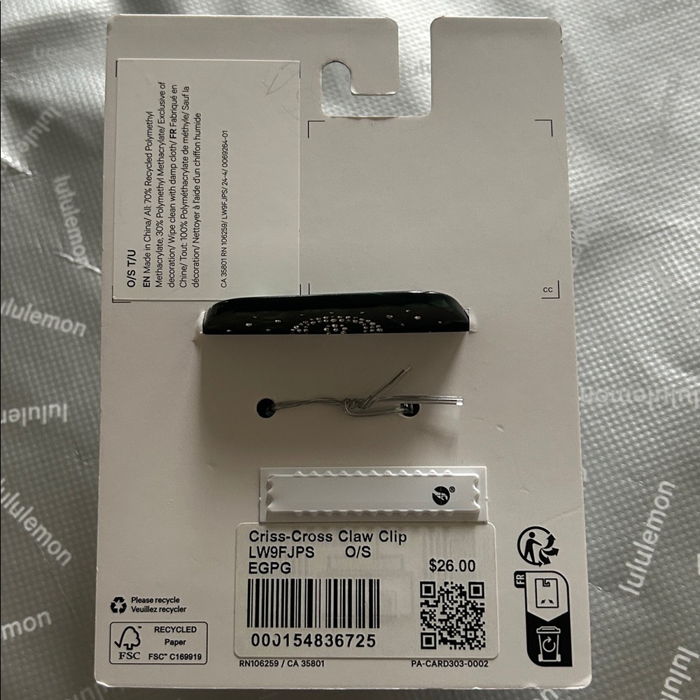 lululemon athletica Green Claw Clip - Picture 7 of 11